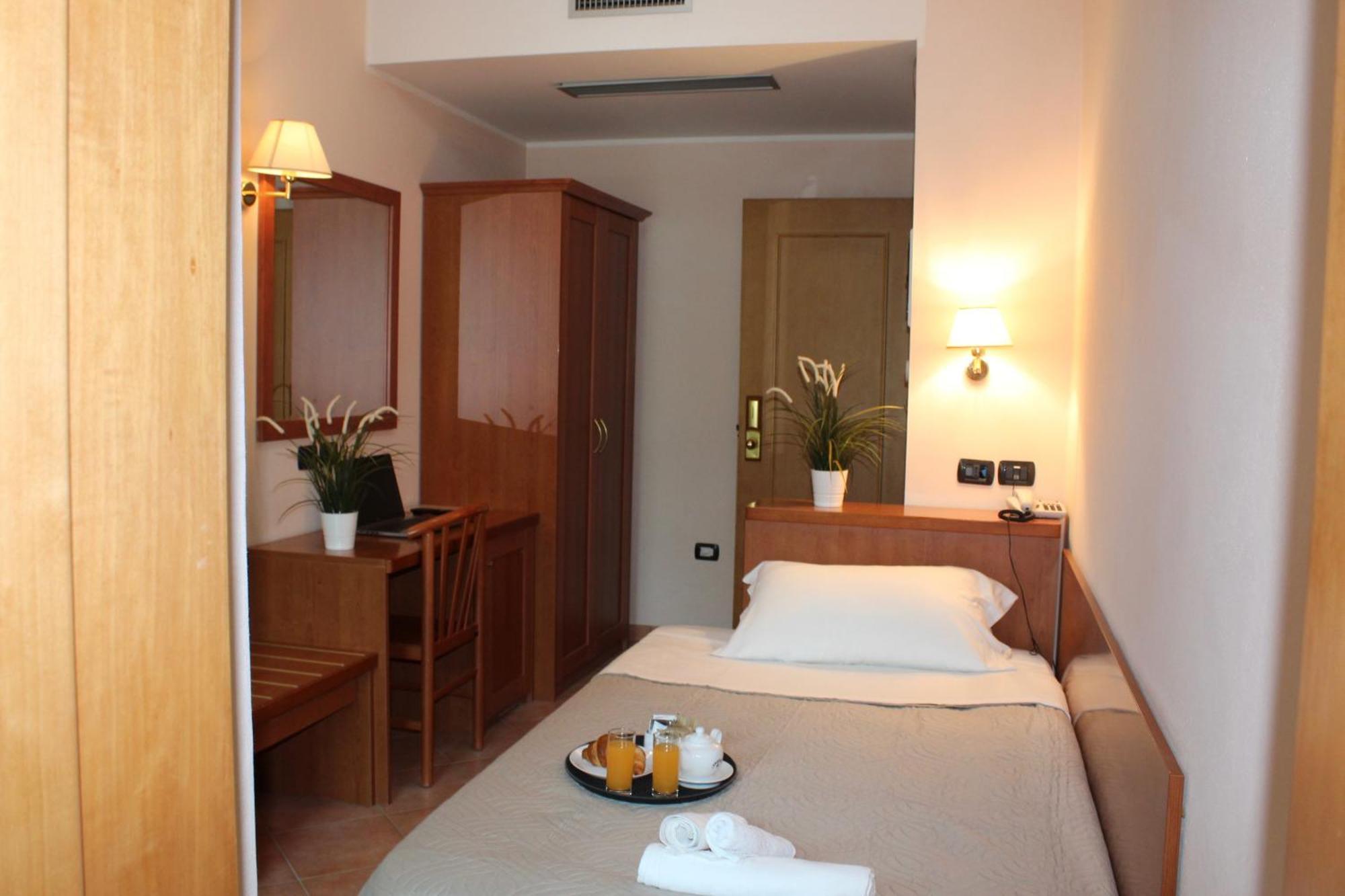 Hotel Jole Cesenatico Eksteriør billede