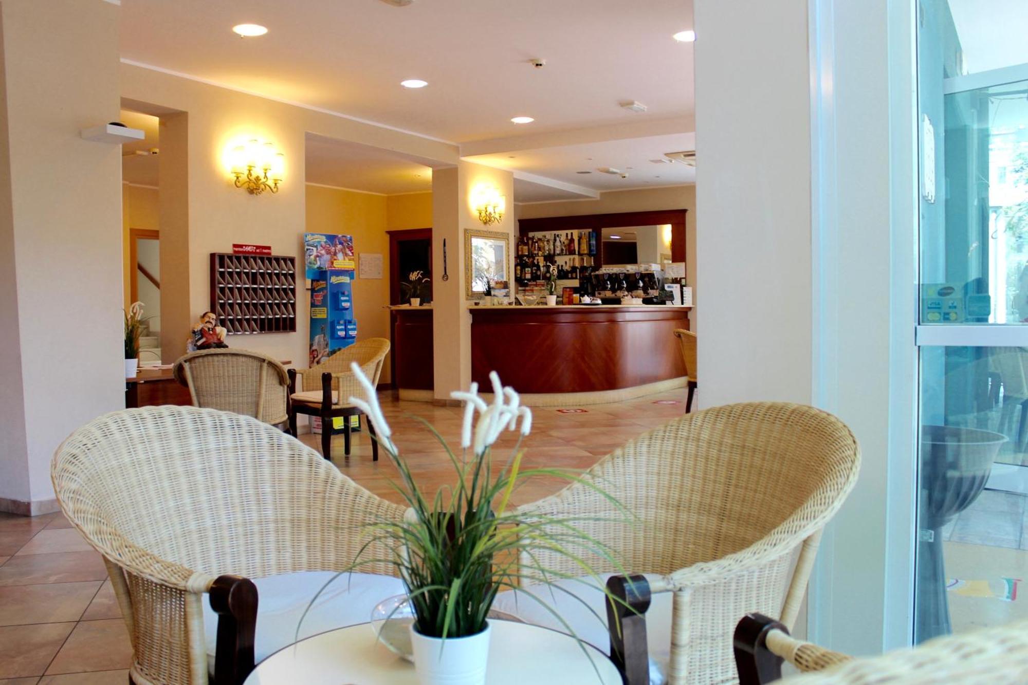 Hotel Jole Cesenatico Eksteriør billede