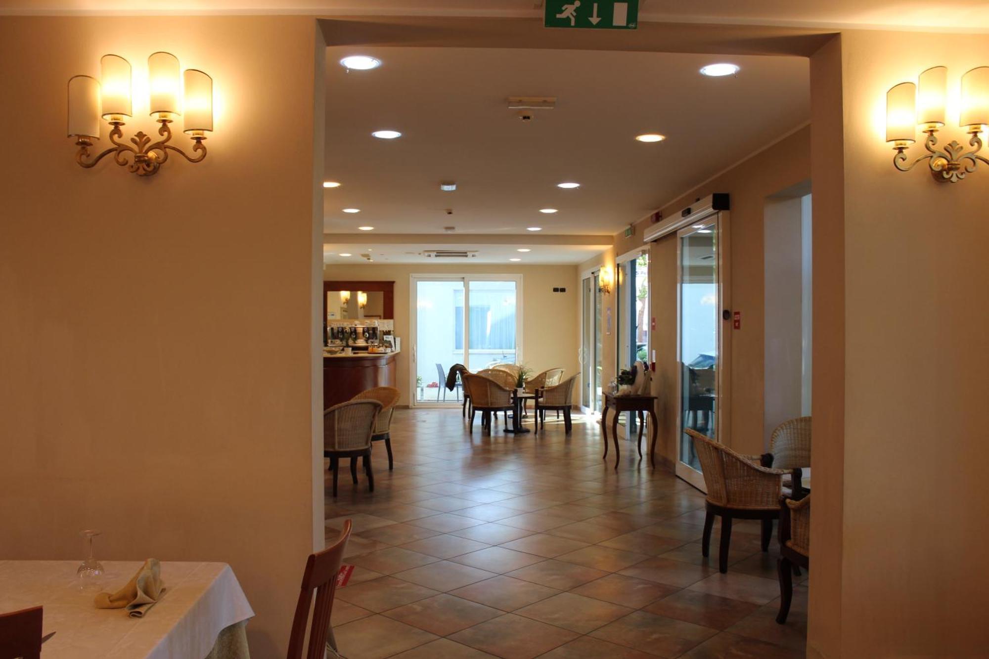Hotel Jole Cesenatico Eksteriør billede